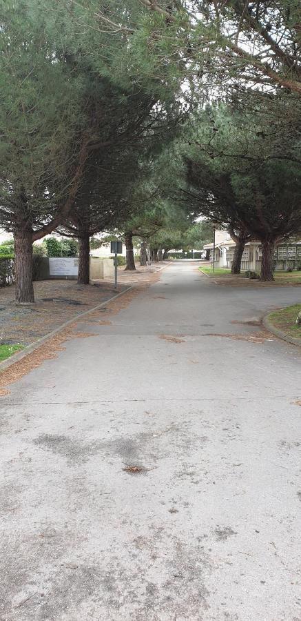 Logement 88 2-4 Personnes 500 M Plage Classe 2 Etoiles Dolus d'Oléron Buitenkant foto
